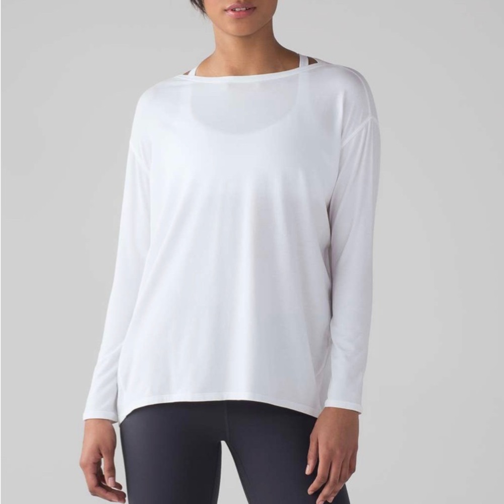 Lululemon white back in action long sleeve size 10